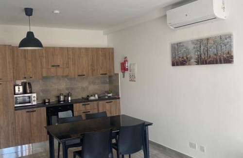 Msida House | F10 Room 1, Private Double room with private bathroom in shared Flat