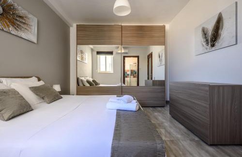 Msida House | F11 Room 1, Private double room with private bathroom in shared Flat