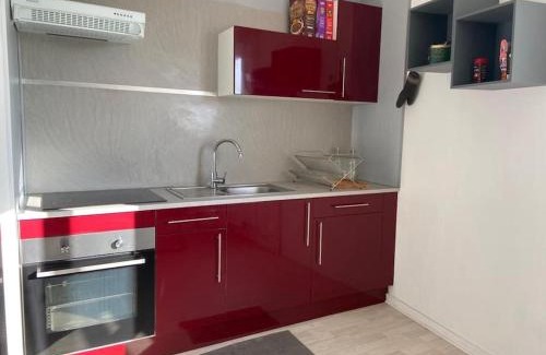Devant-les-Ponts Apartment | F2 65m2 parking privé avec une belle vue