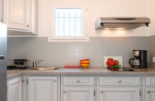 Arca Apartment | F2 for 4 people quiet with terrace and large garden, Clim. Wireless.