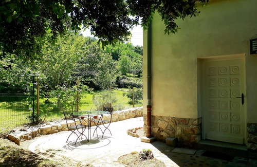 Ceret Apartment | F2 on the ground floor in Céret (66) in a haven of peace 30 minutes from Racou beach