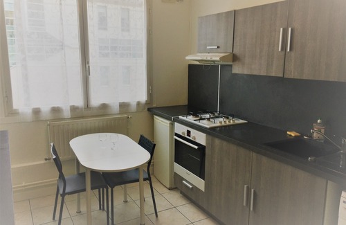 Limoges Apartment | F2 standing in the center of LIMOGES