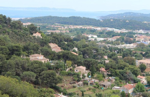 Bormes-Les-Mimosas House | F2 with stunning sea views for 4 people 16