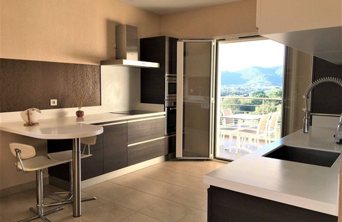 Porto-Vecchio Apartment | F3 apartment of standing 3 stars, near downtown Porto-Vecchio