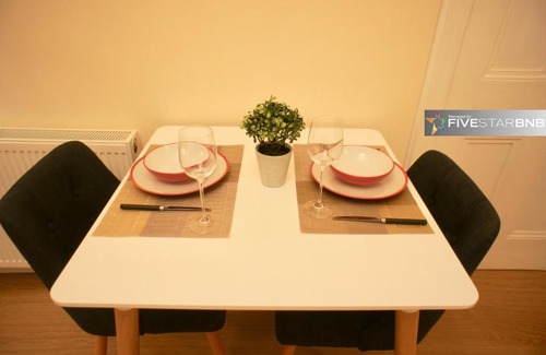 Gorgie Apartment | Fab 1 bed in Edinburgh!