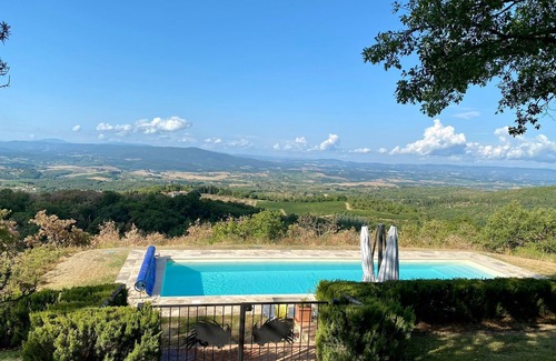 Cignano Villa | FAB 5BD DESIGNER VILLA, PRIVATE HEATED POOL & AMAZING VIEWS, TOP SIENA CHIANTI