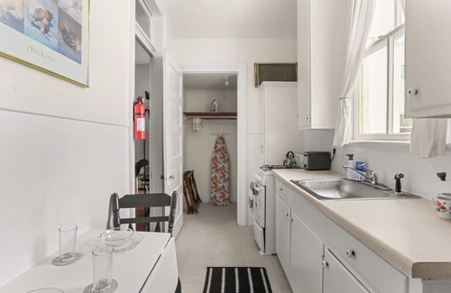 Esplanade Ridge Apartment | Fab Studio | Bayou St. John | Tree-Lined Street