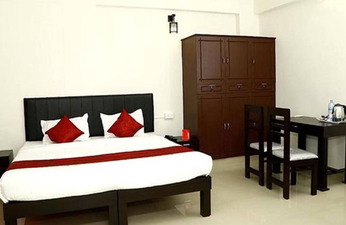 Thiruvananthapuram Hotel | Fabexpress Majestic Le Frank