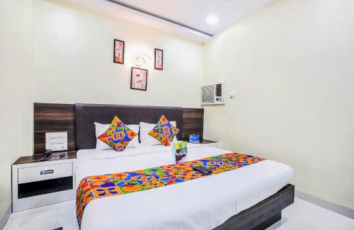 Vashi Hotel | FabExpress The Grand Kohinoor - Behind APMC