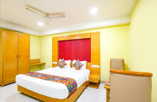 Pallavaram Hotel | Fabhotel Prime Mahalaya Residency - Nr Pallavaram Railway Station