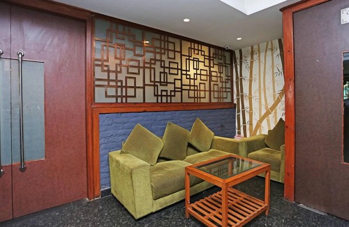 Raj Nagar Hotel | FabHotel The Townhouse