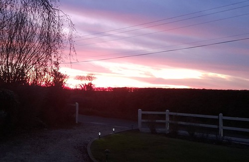 Preston House | Fabulous 2 bedroomed oak barn perfect for a country get-away.