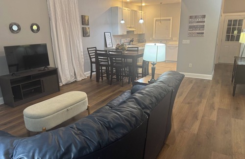Wilmington House | Fabulous 3-bedroom- 3 bath house in prime location in Wilmington