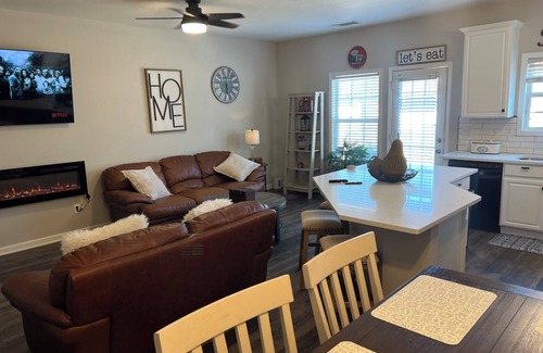 Braselton House | Fabulous 3-bedroom townhome with WiFi and AC in Braselton/chateau elan area