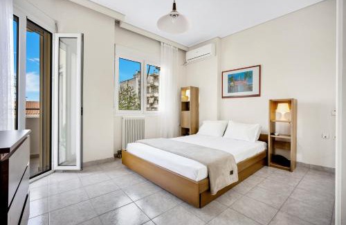 Chalcis Apartment | Fabulous central apartment close to the sea!