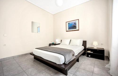 Chalcis Apartment | Fabulous central apartment close to the sea!