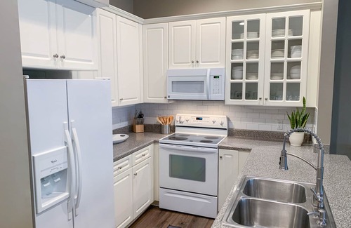 Jacksons' Gap House | Fabulous Lake Martin Townhome with Private Dock & Boat Ramp - 30 min from Auburn