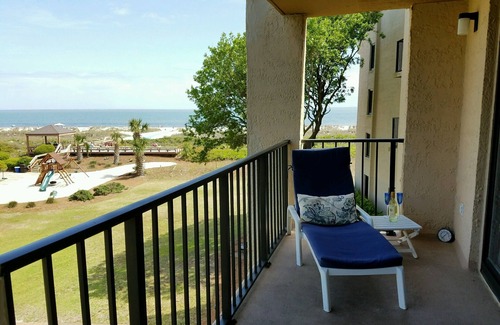 Folly Field Condo | Fabulous Ocean Front End Villa Completely Renovated!