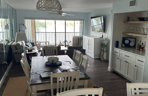 New Smyrna Beach Condo | Fabulous Riverfront condo in charming New Smyrna Beach Available April-November