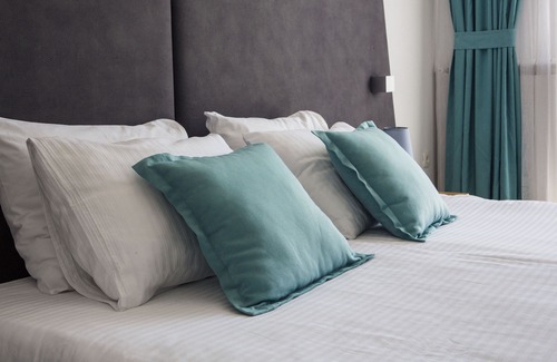 Niksic Hotel | Fabulous Studio Apartment in Hotel Vukov Most