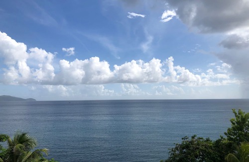 Schoelcher Apartment | FACING THE CARIBBEAN SEA WITH SWIMMING POOL AND ACCESS TO THE BEACH