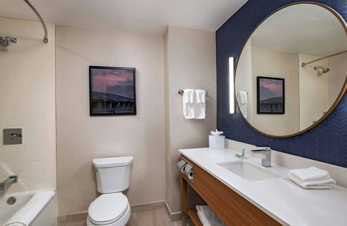 Ahwatukee Foothills Hotel | Fairfield by Marriott Inn & Suites Phoenix West Chandler