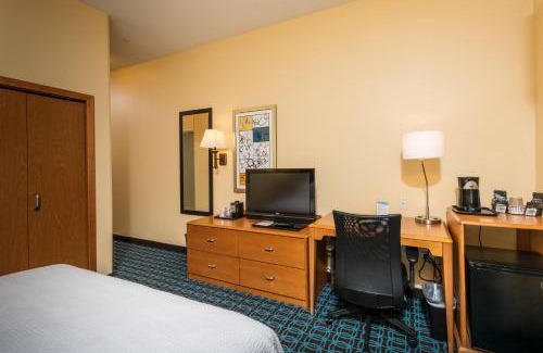 Augusta Hotel | Fairfield Inn and Suites by Marriott Augusta