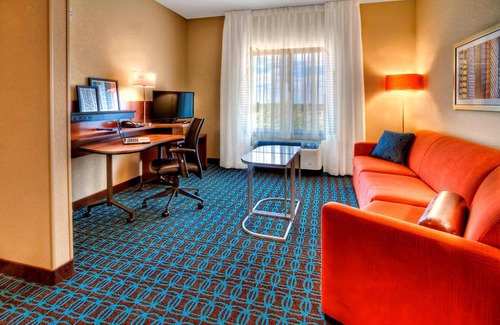 Yukon Hotel | Fairfield Inn and Suites Oklahoma City Yukon