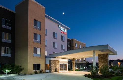 Saint Marys  Allen County Hotel | Fairfield Inn & Suites by Marriott Fort Wayne Southwest