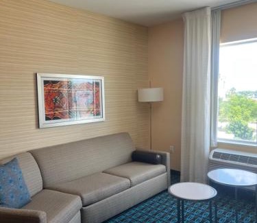 Buda Hotel | Fairfield Inn & Suites by Marriott Austin Buda