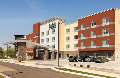 Northfield Hotel | Fairfield Inn & Suites by Marriott Northfield