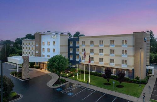 Fayetteville Hotel | Fairfield Inn & Suites by Marriott Fayetteville North