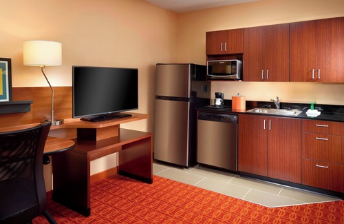 Fayetteville Hotel | Fairfield Inn & Suites by Marriott Fayetteville North