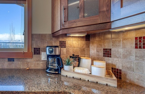 East Kootenay Apartment | Fairmont Creek Property Rentals The Residences
