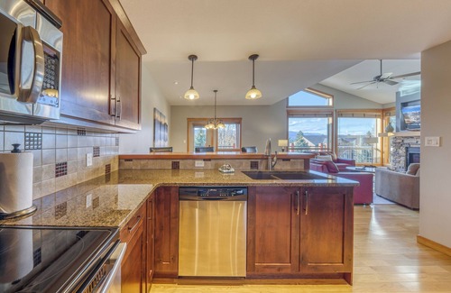 East Kootenay Apartment | Fairmont Creek Property Rentals The Residences