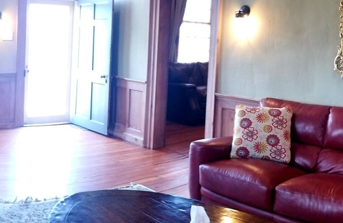 Front Royal House | Fairview House