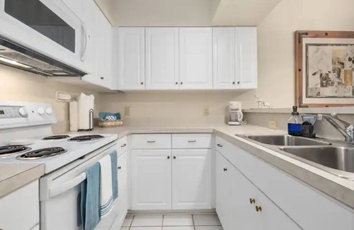 Little River Condo | Fairway Dunes 2 BR Condo w/Private lockout unit, Pool, Golf, Medical Center