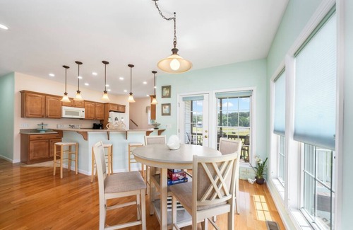 Captain's Cove House | Fairway Stay - Gorgeous Golf Course Home!