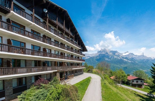 Combloux Apartment | Fairy View with Pool in Combloux! # GC18A