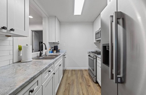 Lafayette House | Fais Do-Do House 3 Kings Arcade Fast WiFi Luxe