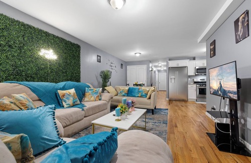 Newark Apartment | Faith's Spacious 3-Bed 2-Bath with City Access 10 Mins to EWR Prudential Center!