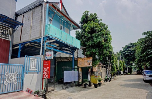 Depok Hotel | Fajar Inn Mitra RedDoorz