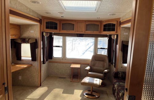 Strathclair House | Falcon - Camper at Sunset Bay