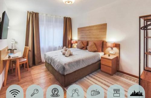 Mitte Apartment | Falk Homes- Luxus Apartments, ideal für Geschäftsreisende & Familien - nahe Messe, im Zentrum Nürnbergs mit Balkon, Arbeitsplatz & Parkplatz, inkl großen Ventilatoren, Handtücher & Bettwäsche, Playmobilfunpark, self check-in