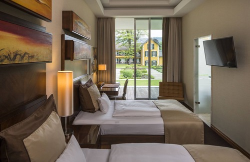 Velden am Worther See Hotel | Falkensteiner Schlosshotel Velden – The Leading Hotels of the World