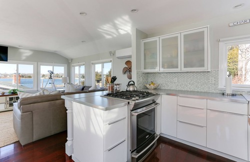 Pocasset House | Fall and Winter Reduced Rates!