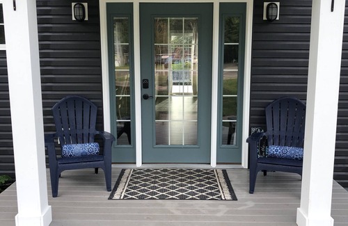 St. Helen House | Fall colors and SXS! Weekends still available!
