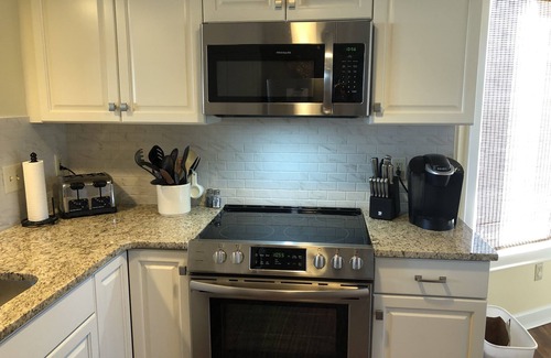 Isle of Palms Condo | Fall days & nights still call for flip-flops at Hannah's Cabana.