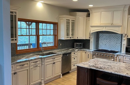 Long Pond House | FALL DEAL! 3rd night FREE when booking a weekend-inquire for more deals!