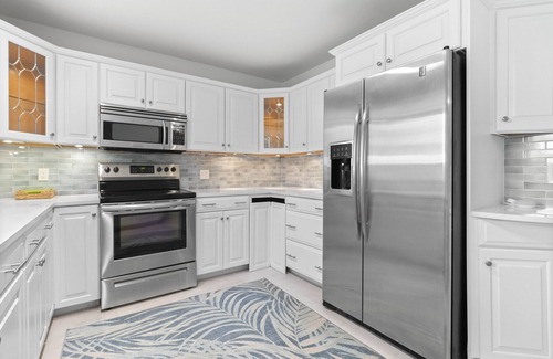 Palma Sola House | FALL IN LOVE with this spotless pet friendly pool home minutes from Anna Maria!
